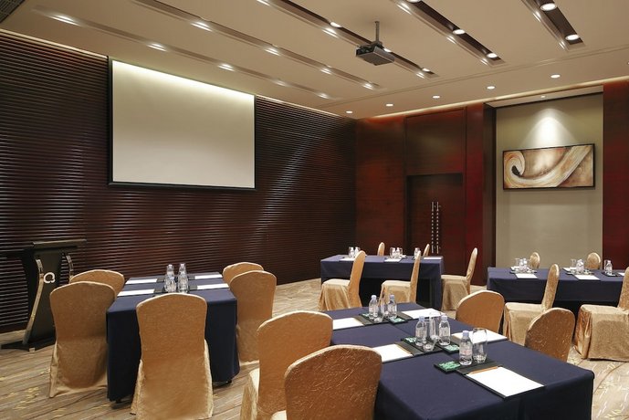 The QUBE Hotel Shanghai - Pudong International Airport