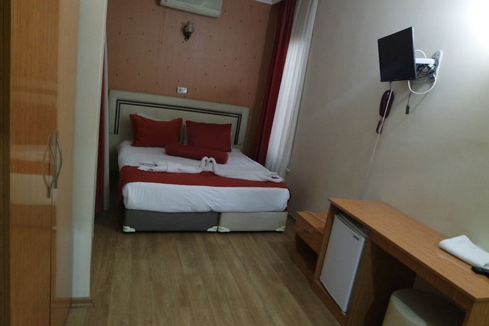 Reydel Hotel