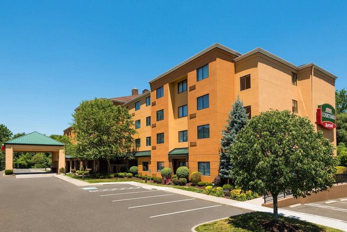 Courtyard by Marriott Danbury