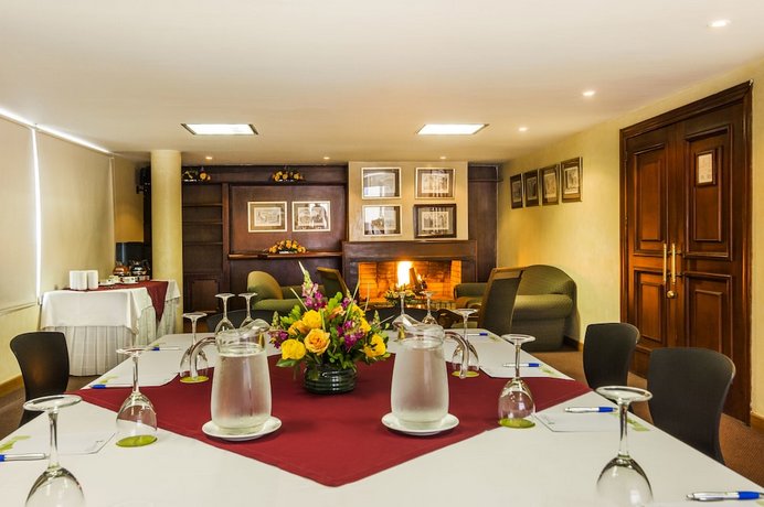 Hotel Porton Bogota