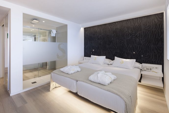 Sud Ibiza Suites