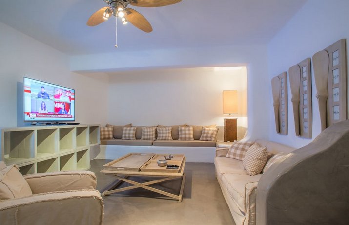 Aelia Hospitality Paros