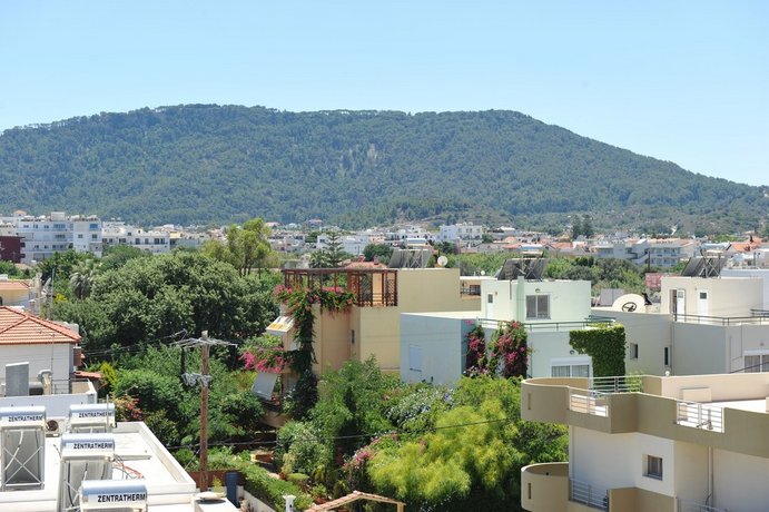 Heleni Beach Hotel