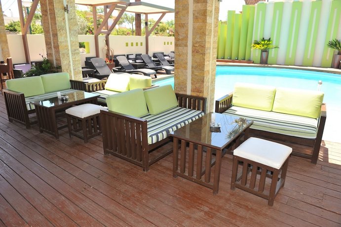 Heleni Beach Hotel
