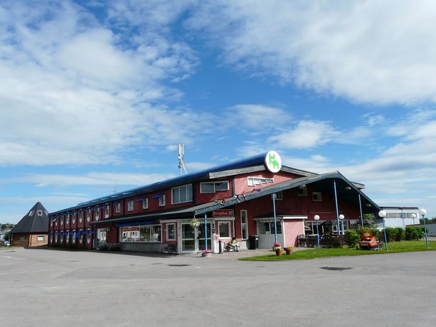 Hotel E-10
