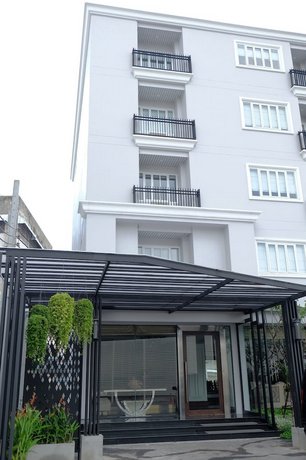 Methavalai Residence