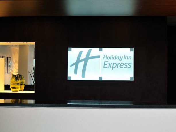Holiday Inn Express London Heathrow T5