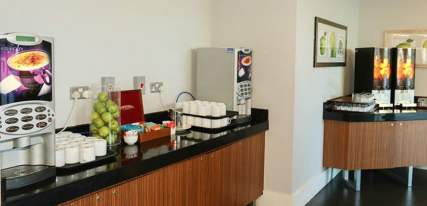 Holiday Inn Express London Heathrow T5