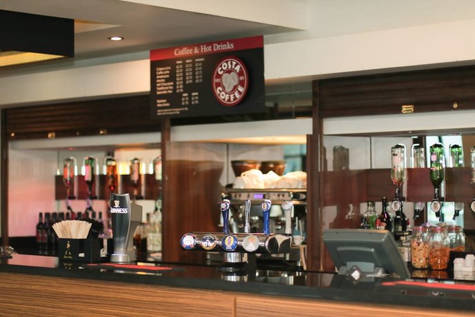 Holiday Inn Express London Heathrow T5
