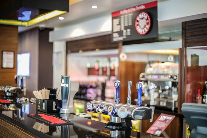 Holiday Inn Express London Heathrow T5