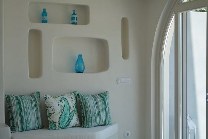 Calypso Villas