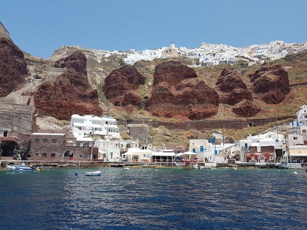 Amoudi Villas