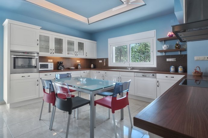 Romantic Evas Cottage