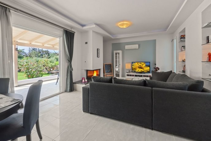 Romantic Evas Cottage