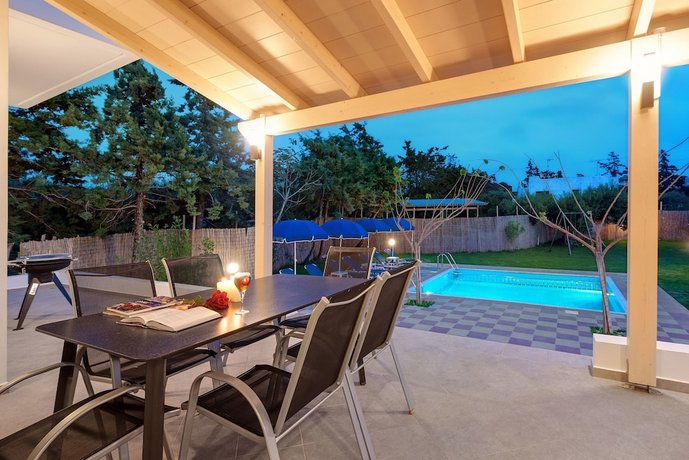 Romantic Evas Cottage
