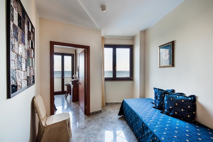 Best Western Ara Solis Lido Azzurro Compare Deals - 