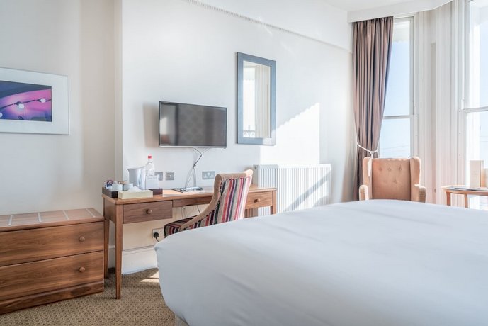 Queens Hotel & Spa