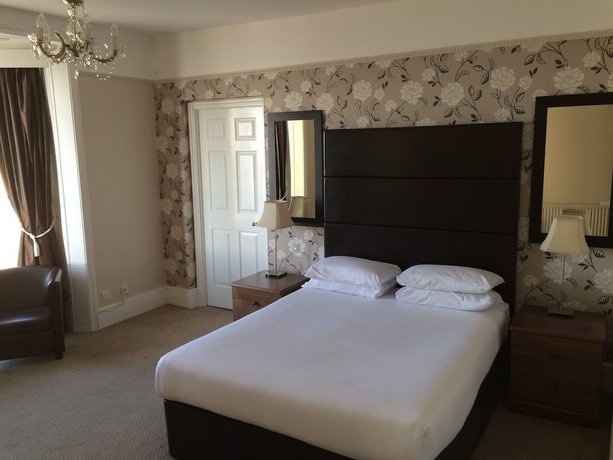 Queens Hotel & Spa