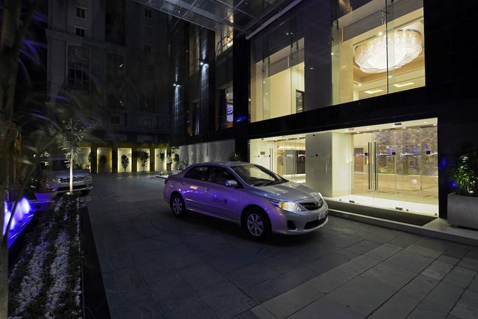 Radisson Blu Hotel Ahmedabad