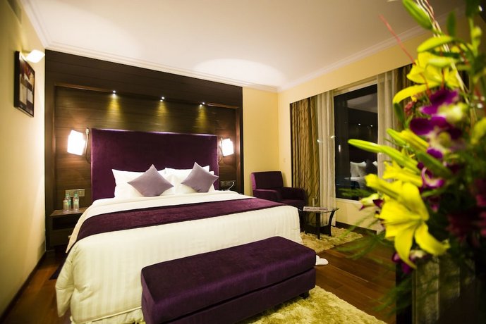 Sterling's Mac Hotel