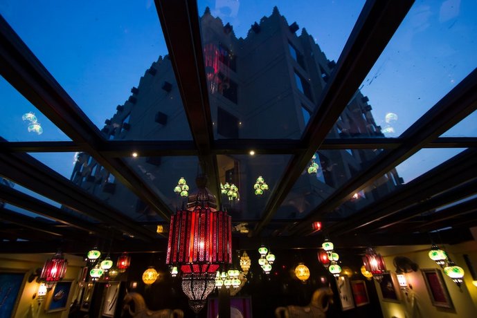 Sterling's Mac Hotel