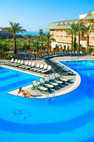 Novum Garden Side Hotel