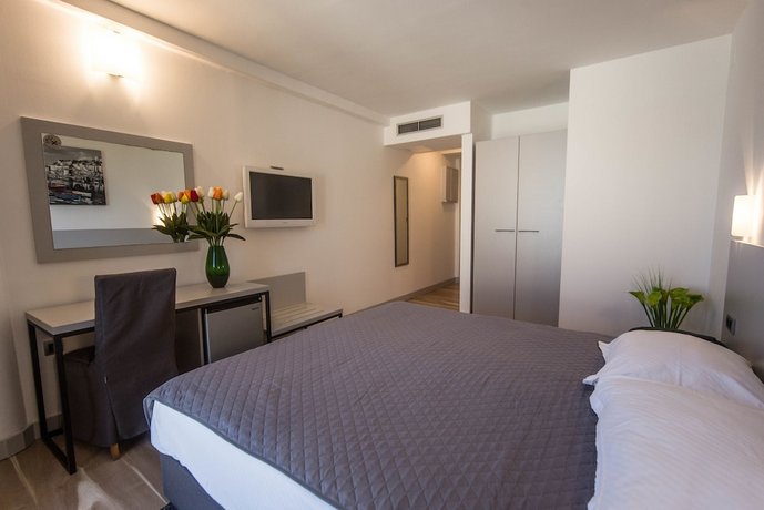 Hotel Plaza Pag