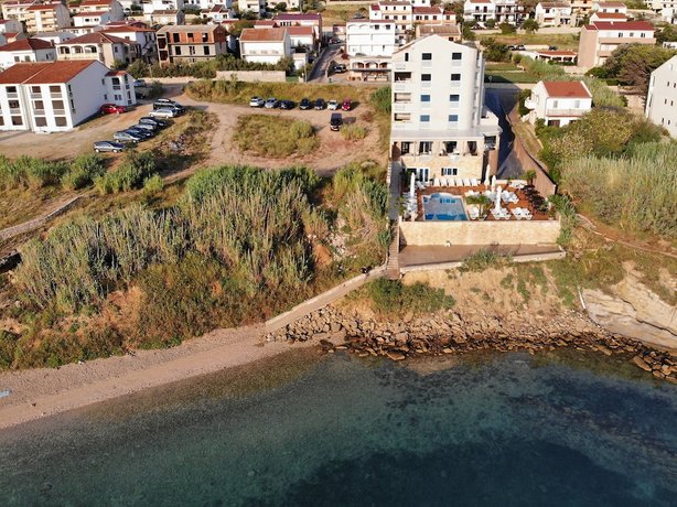 Hotel Plaza Pag