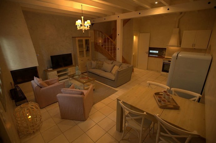 Chroma Pelion Villas