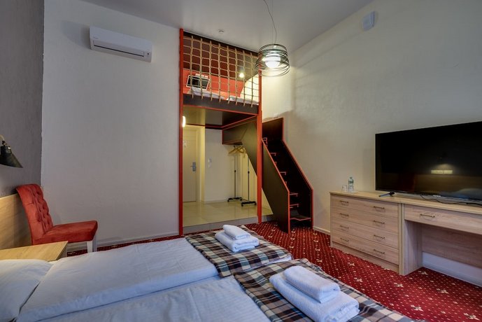 Отель RED by Center Hotels
