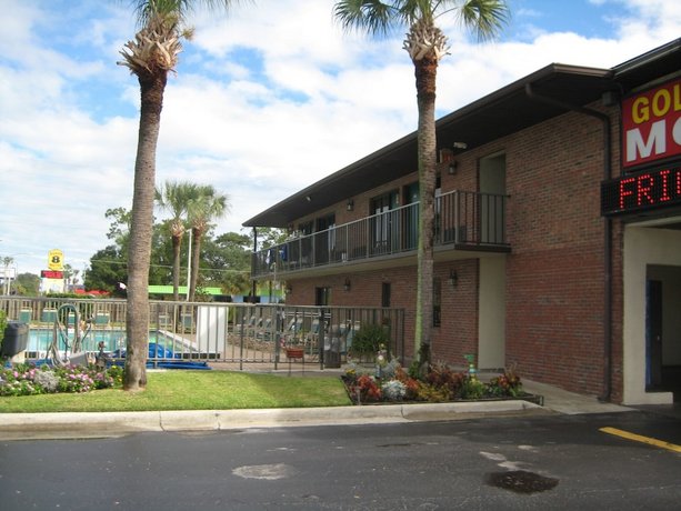 Golden Link Motel