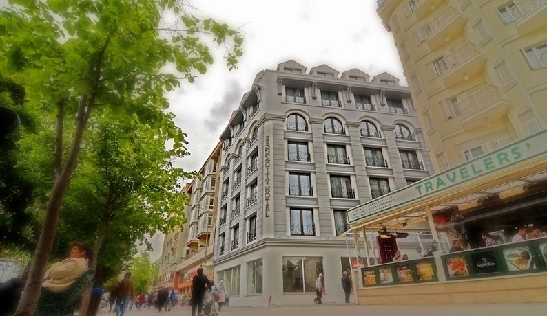 SennaCity Hotel