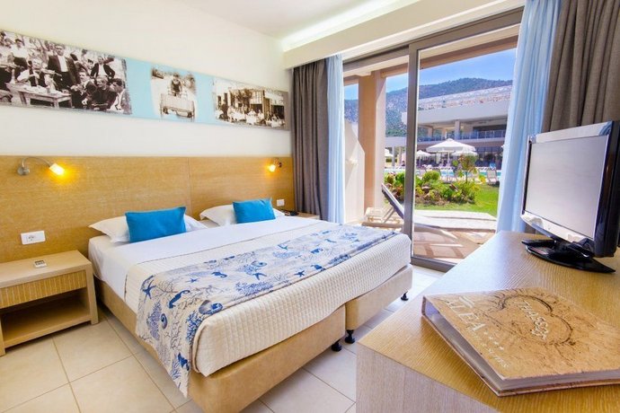 ALEA Hotel & Suites