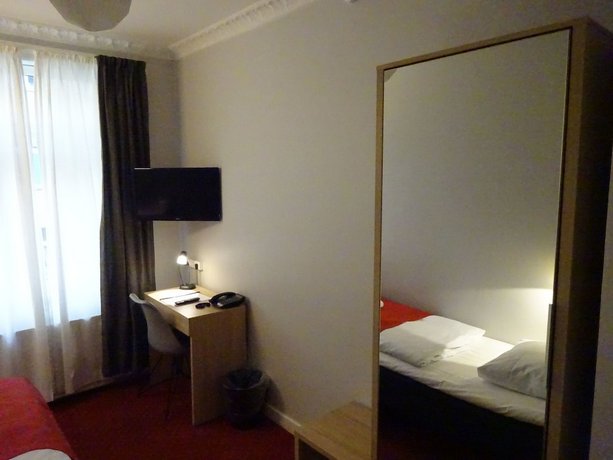 City Hotel Nebo