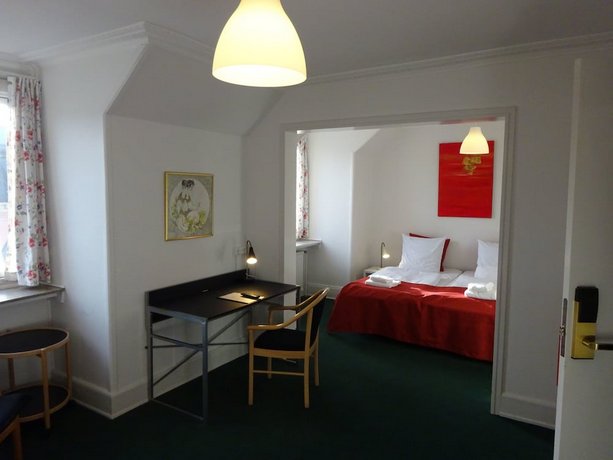 City Hotel Nebo