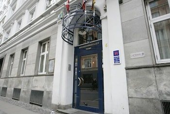 City Hotel Nebo
