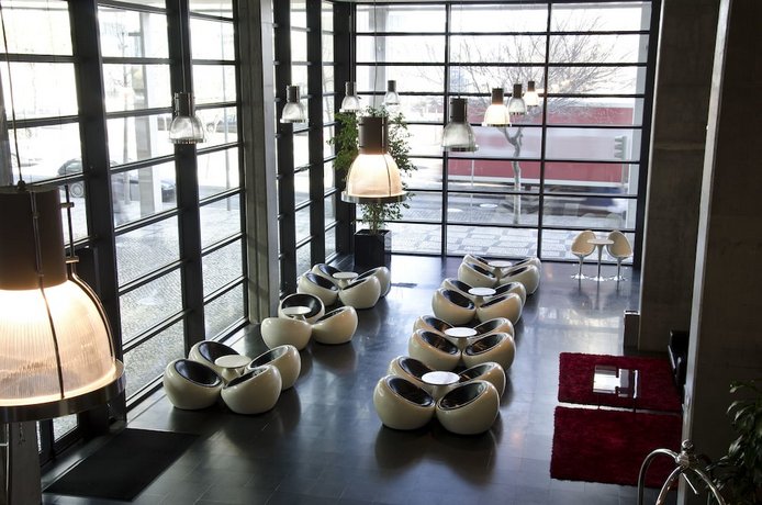 VIP Executive Arts Hotel