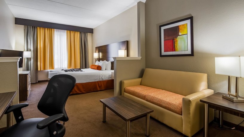 Best Western Airport Inn & Suites