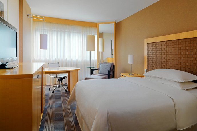 Sheraton Frankfurt Airport Hotel & Conference Center