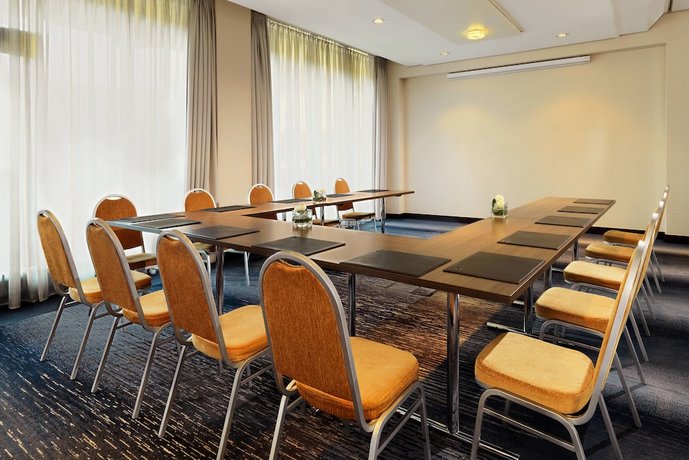 Sheraton Frankfurt Airport Hotel & Conference Center