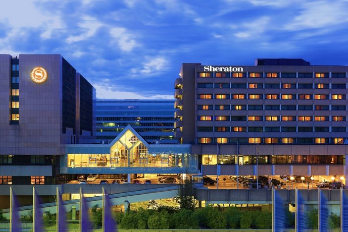 Sheraton Frankfurt Airport Hotel & Conference Center Images