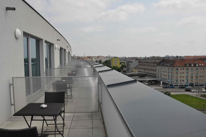 Star Inn Hotel Wien Schonbrunn by Comfort