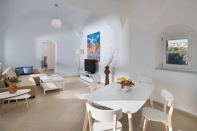 Sienna Resort