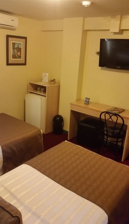 Embajadores Hotel