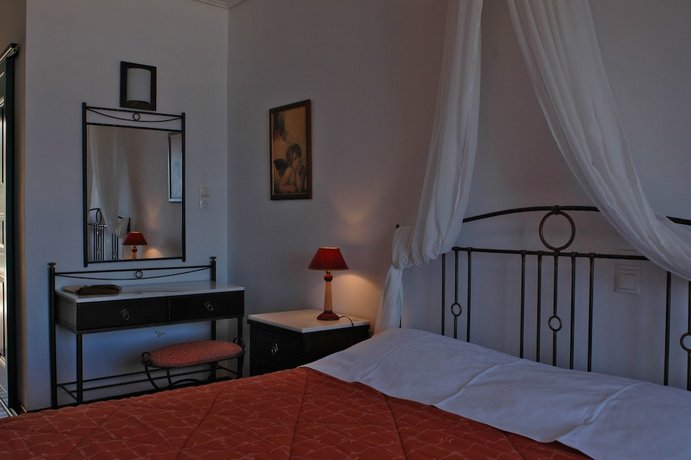 Dionysos Hotel Argo-Saronic Islands