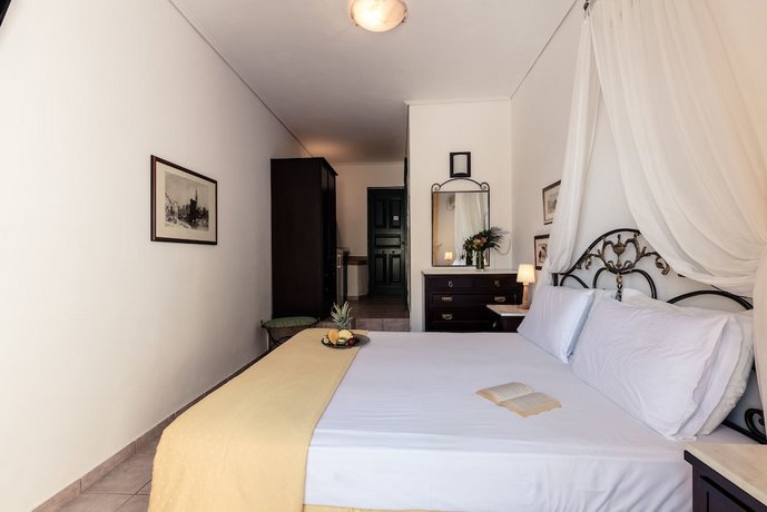 Dionysos Hotel Argo-Saronic Islands