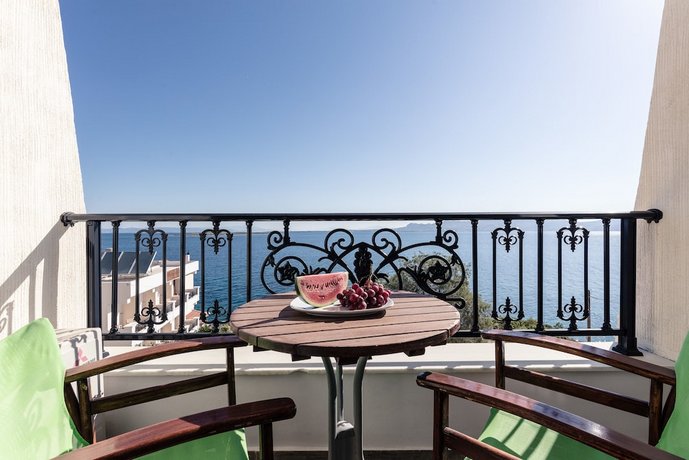 Dionysos Hotel Argo-Saronic Islands