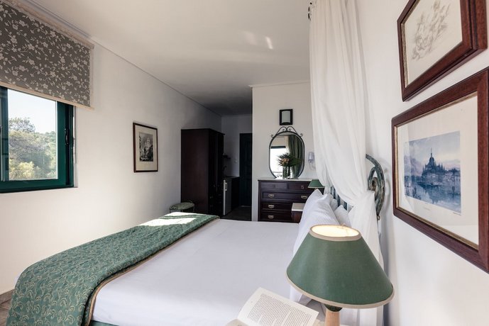 Dionysos Hotel Argo-Saronic Islands