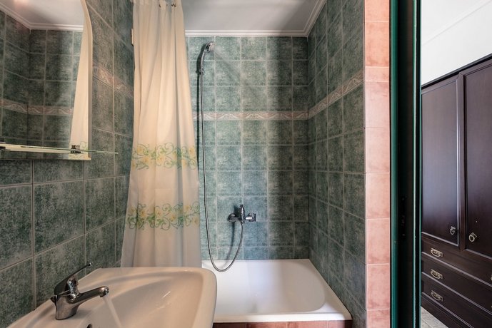 Dionysos Hotel Argo-Saronic Islands