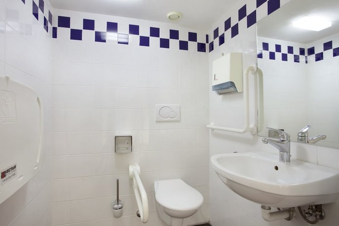 Holiday Inn Express Geneva Airport